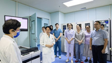 附属国际壮医医院两个党支部联合开展主题党日活动