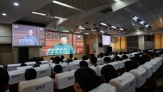 赛院组织集中观看纪念中国人民抗日战争暨世界反法西斯战争胜利80周年大会直播