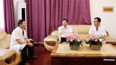 学校开展2025年教师节慰问活动