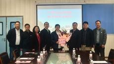 自治区科技厅领导到我校看望慰问科技工作者