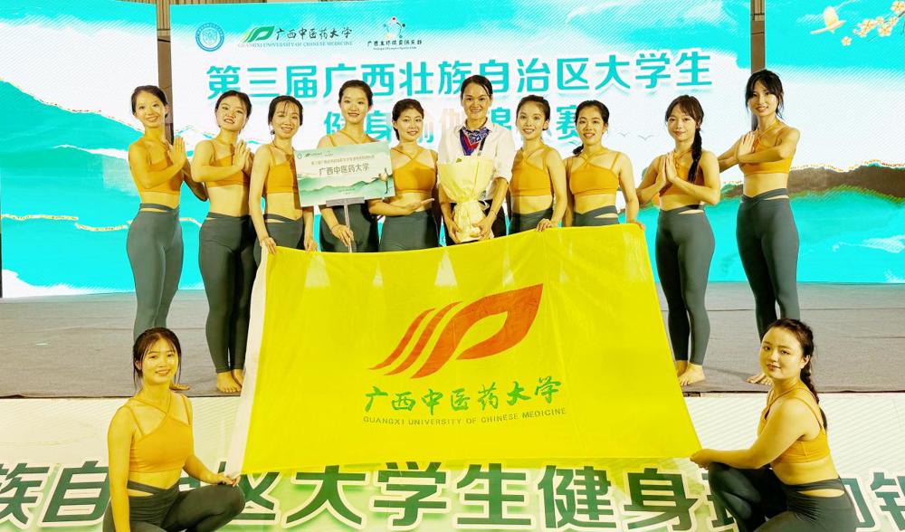 d7f9a0fcd62f48dc86b28f9eb128cfe