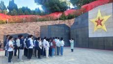 壮医药学院开展新生“红色基因体验行”研学实践活动